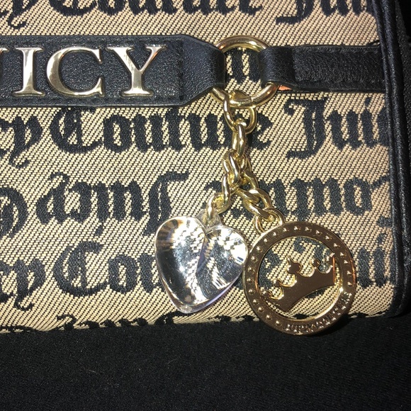 ✨JUICY COUTURE WALLET✨ - Picture 2 of 4